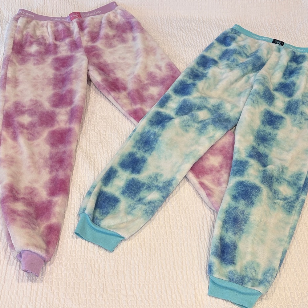 Calvin Klein Girls  Tie-Dye Lounge/Sleep Pants in Purple and Blue